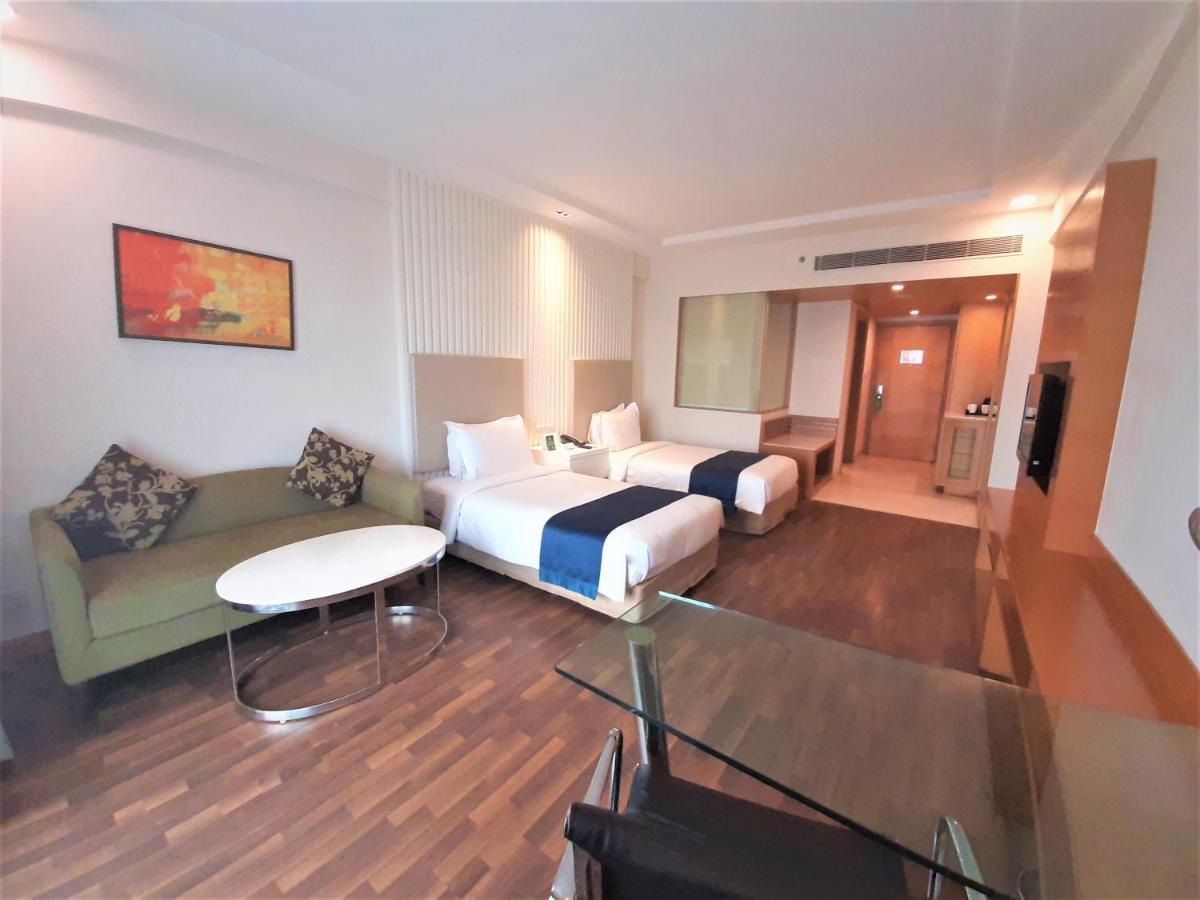 Holiday Inn Amritsar Ranjit Avenue By Ihg Ngoại thất bức ảnh